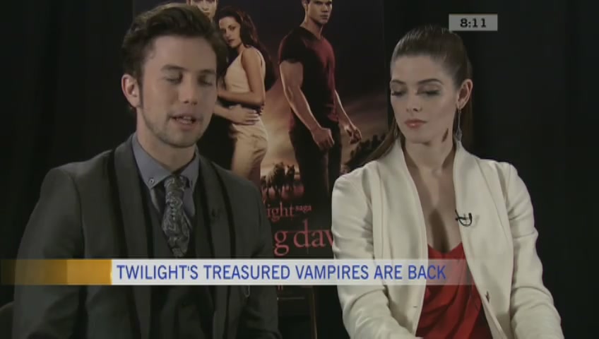 Ashley-Greene-dot-nl_BreakingDawnInterview-CTVca0142.jpg
