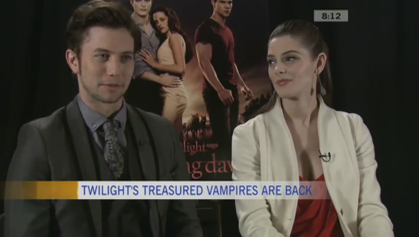 Ashley-Greene-dot-nl_BreakingDawnInterview-CTVca0152.jpg
