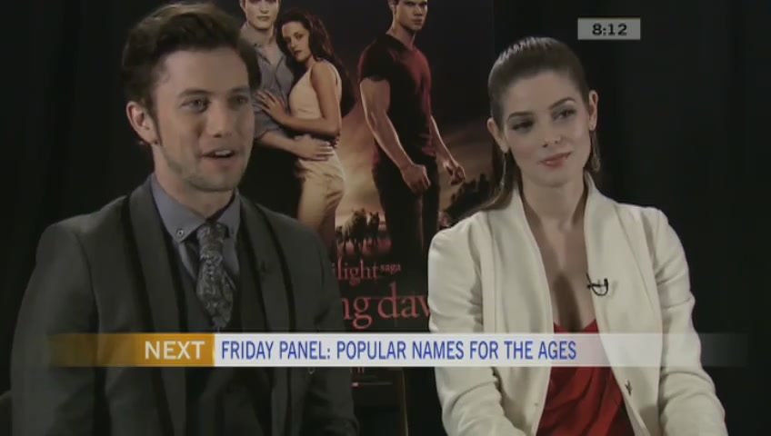 Ashley-Greene-dot-nl_BreakingDawnInterview-CTVca0163.jpg