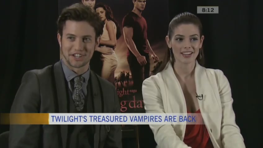 Ashley-Greene-dot-nl_BreakingDawnInterview-CTVca0179.jpg