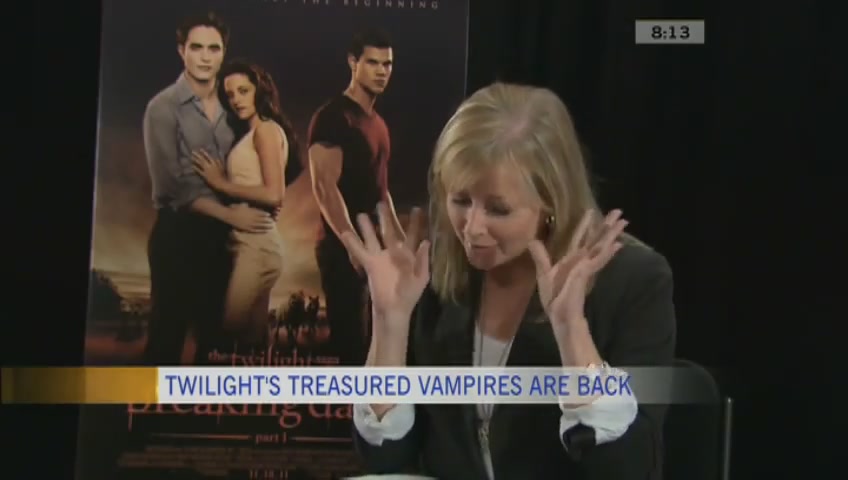 Ashley-Greene-dot-nl_BreakingDawnInterview-CTVca0237.jpg