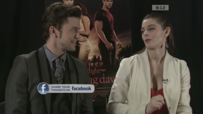 Ashley-Greene-dot-nl_BreakingDawnInterview-CTVca0171.jpg