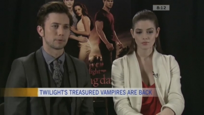 Ashley-Greene-dot-nl_BreakingDawnInterview-CTVca0195.jpg