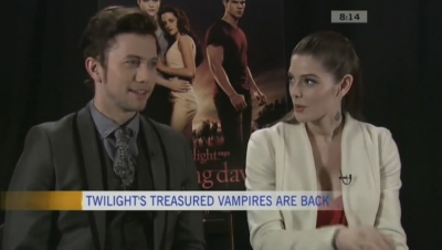 Ashley-Greene-dot-nl_BreakingDawnInterview-CTVca0262.jpg