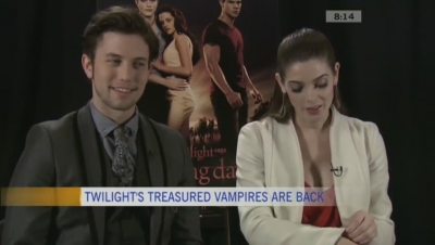 Ashley-Greene-dot-nl_BreakingDawnInterview-CTVca0273.jpg