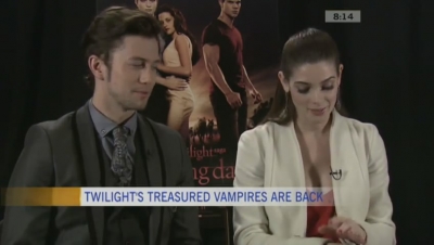 Ashley-Greene-dot-nl_BreakingDawnInterview-CTVca0274.jpg