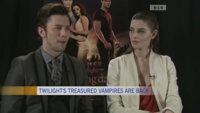 Ashley-Greene-dot-nl_BreakingDawnInterview-CTVca0302.jpg