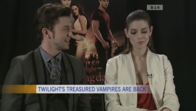 Ashley-Greene-dot-nl_BreakingDawnInterview-CTVca0309.jpg