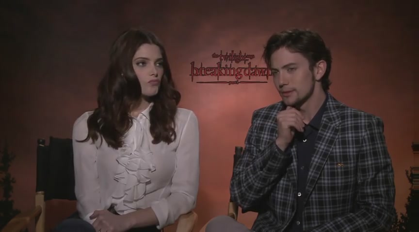 Ashley-Greene-dot-nl_BreakingDawnInterview-CleverTV0037.jpg Ashley-Greene-dot-nl_BreakingDawnInterview-CleverTV0037.jpg