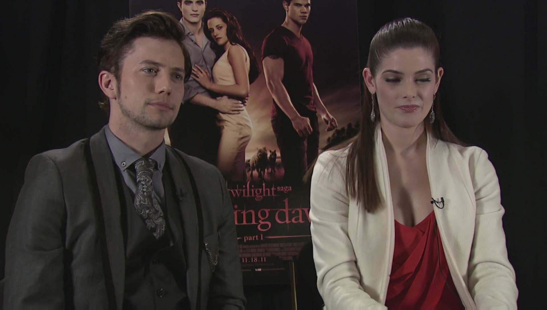 Ashley-Greene-dot-nl_BreakingDawnInterview-EOneFilms0016.jpg