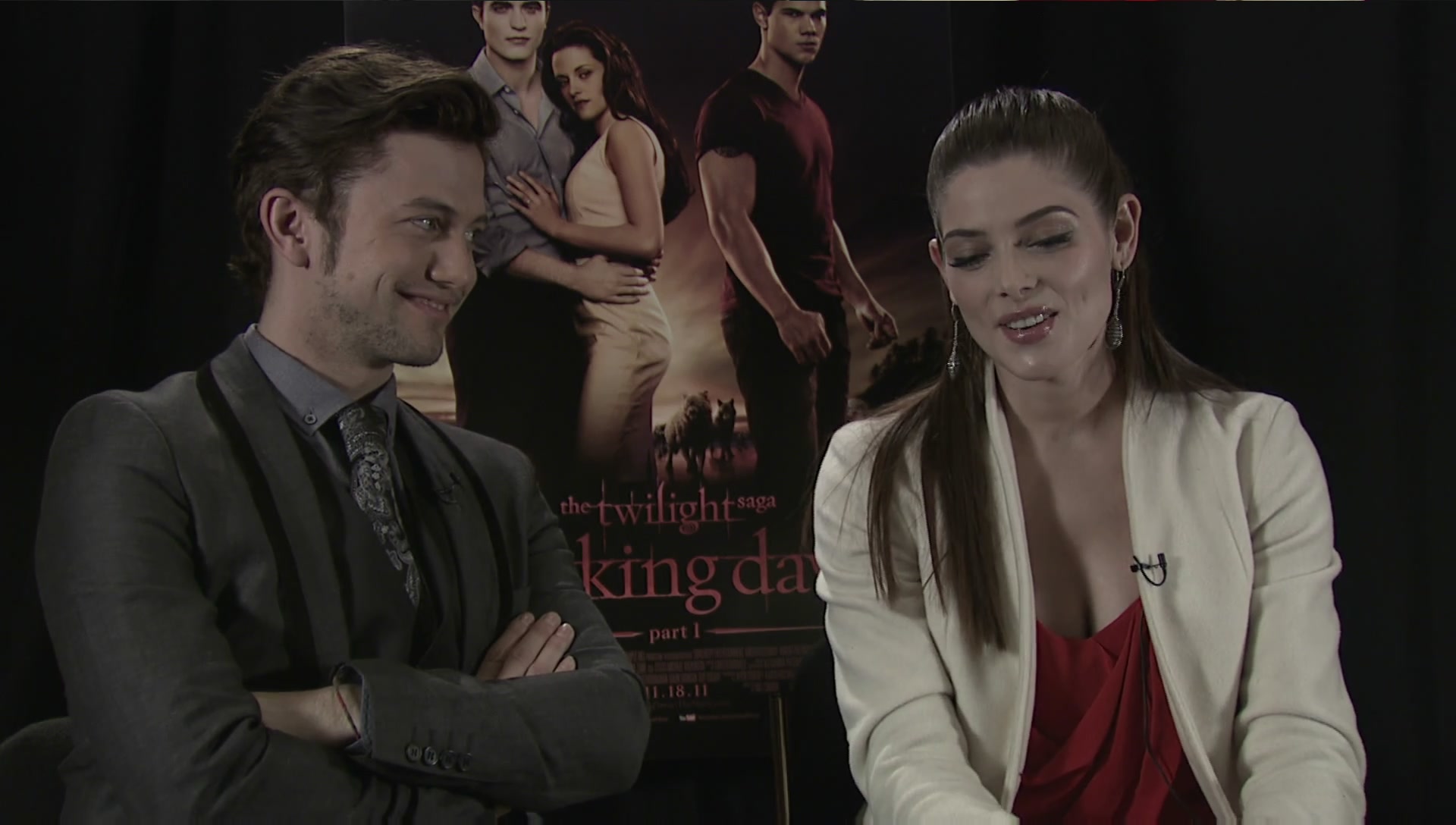 Ashley-Greene-dot-nl_BreakingDawnInterview-EOneFilms0043.jpg