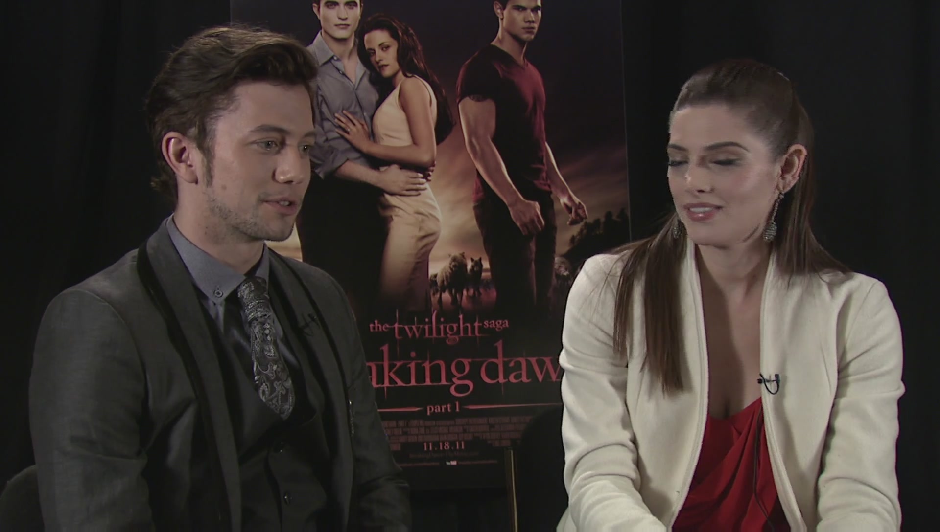 Ashley-Greene-dot-nl_BreakingDawnInterview-EOneFilms0090.jpg