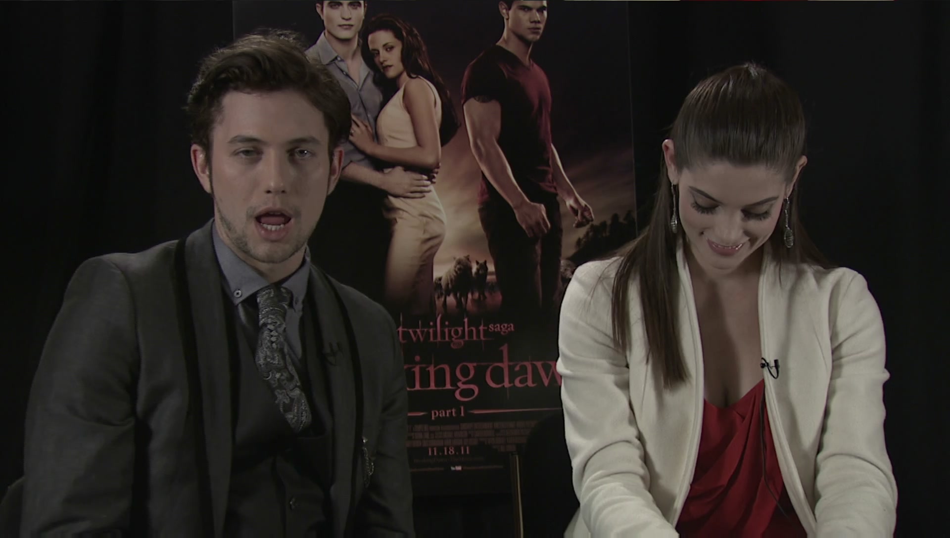 Ashley-Greene-dot-nl_BreakingDawnInterview-EOneFilms0103.jpg