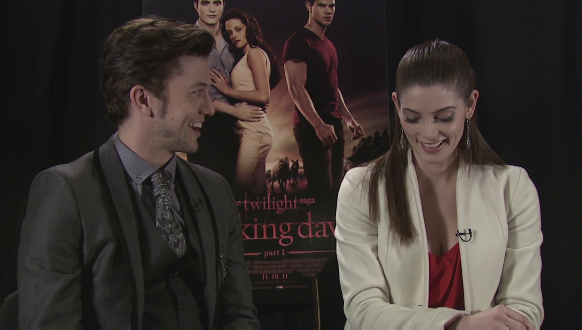 Ashley-Greene-dot-nl_BreakingDawnInterview-EOneFilms0152.jpg