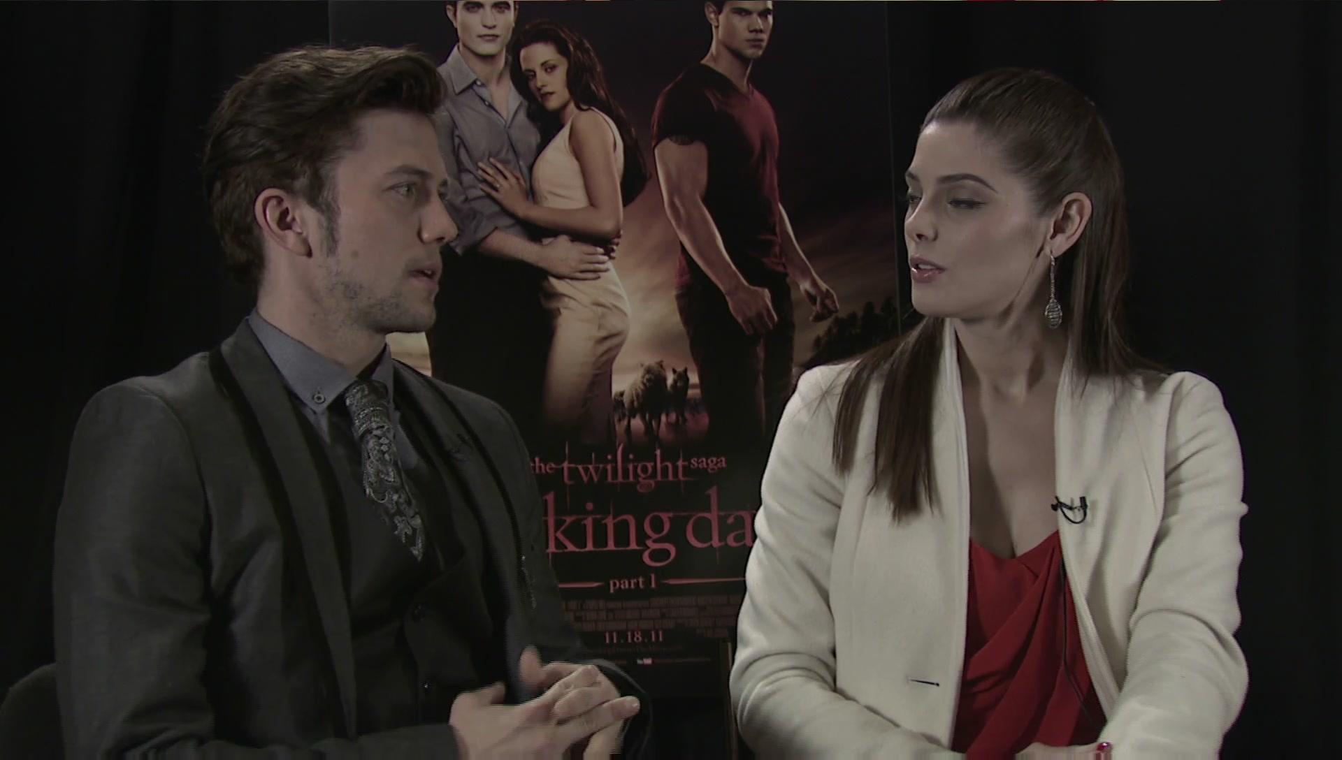 Ashley-Greene-dot-nl_BreakingDawnInterview-EOneFilms0203.jpg
