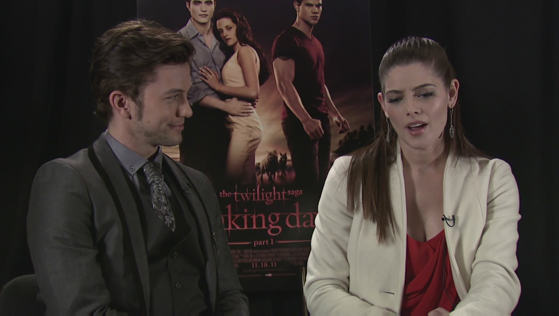 Ashley-Greene-dot-nl_BreakingDawnInterview-EOneFilms0222.jpg