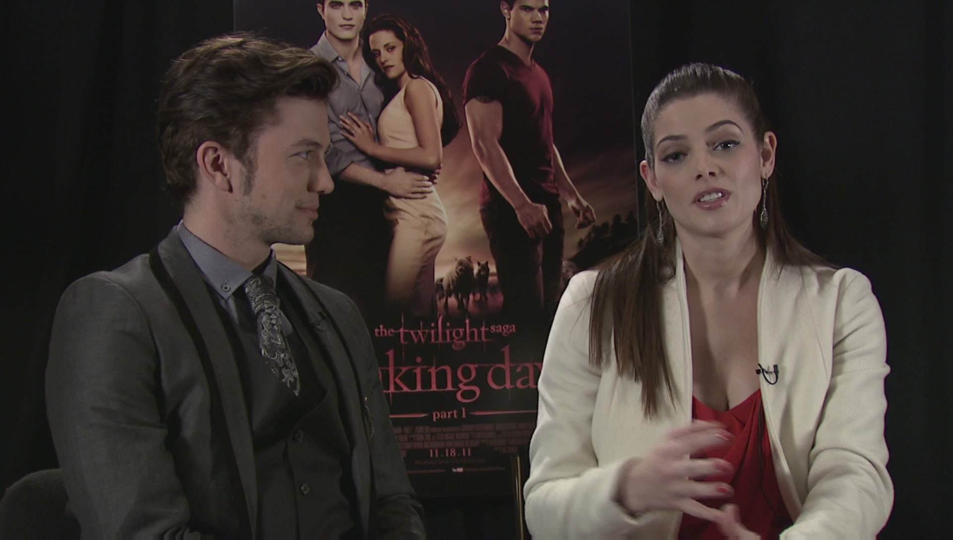 Ashley-Greene-dot-nl_BreakingDawnInterview-EOneFilms0225.jpg