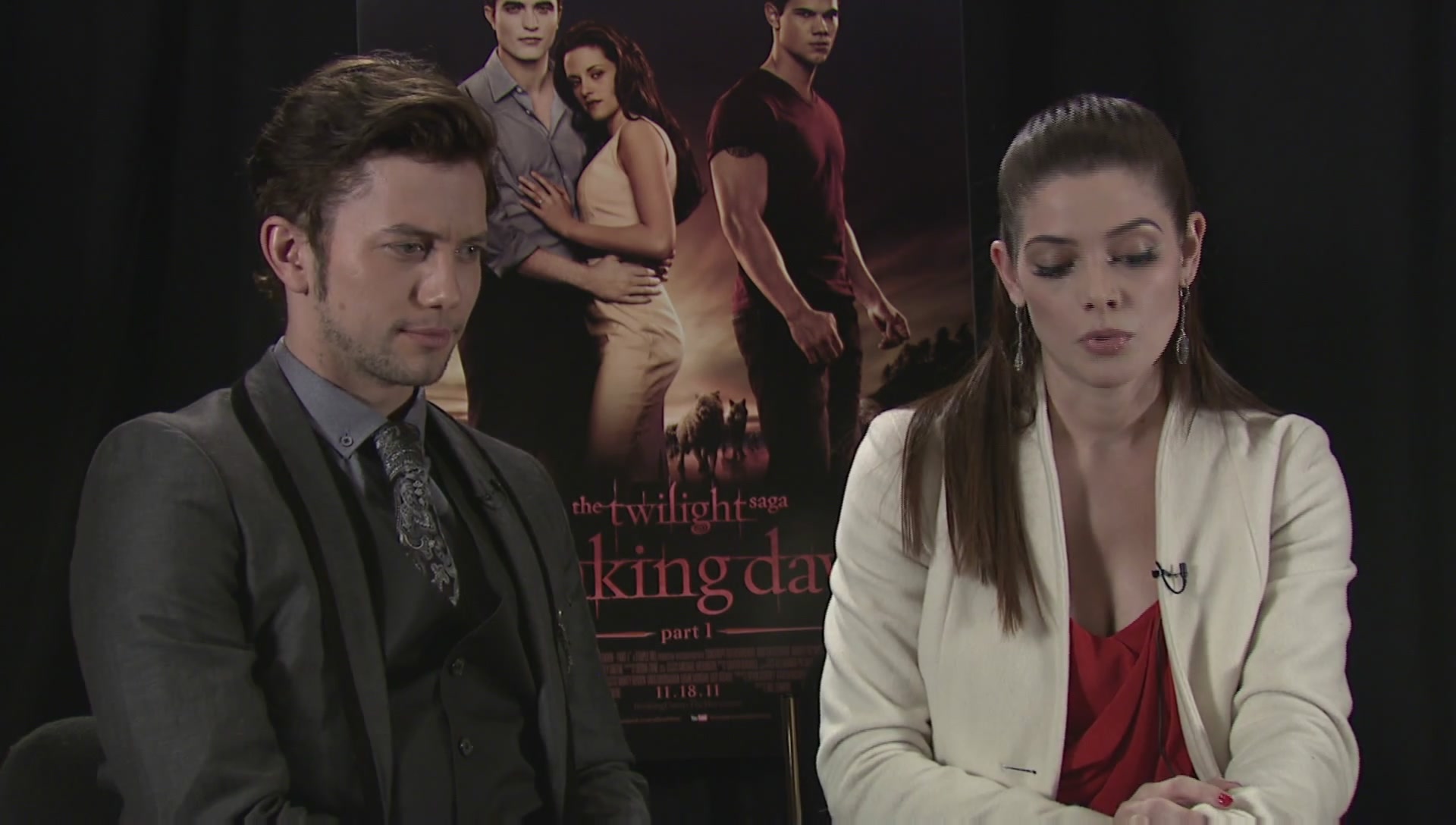 Ashley-Greene-dot-nl_BreakingDawnInterview-EOneFilms0228.jpg