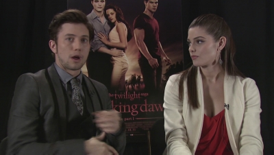 Ashley-Greene-dot-nl_BreakingDawnInterview-EOneFilms0134.jpg