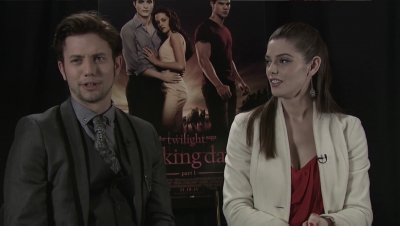 Ashley-Greene-dot-nl_BreakingDawnInterview-EOneFilms0158.jpg