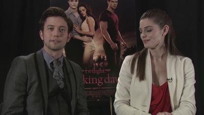 Ashley-Greene-dot-nl_BreakingDawnInterview-EOneFilms0165.jpg