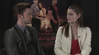 Ashley-Greene-dot-nl_BreakingDawnInterview-EOneFilms0204.jpg