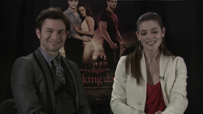 Ashley-Greene-dot-nl_BreakingDawnInterview-EOneFilms0219.jpg