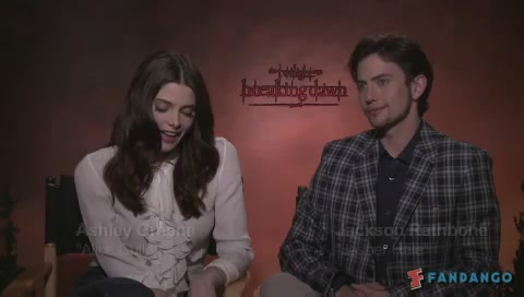 Ashley-Greene-dot-nl_BreakingDawnInterview-Fandango0010.jpg Ashley-Greene-dot-nl_BreakingDawnInterview-Fandango0010.jpg