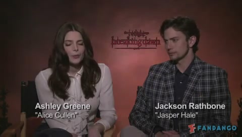 Ashley-Greene-dot-nl_BreakingDawnInterview-Fandango0011.jpg Ashley-Greene-dot-nl_BreakingDawnInterview-Fandango0011.jpg