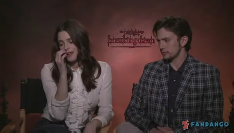 Ashley-Greene-dot-nl_BreakingDawnInterview-Fandango0014.jpg Ashley-Greene-dot-nl_BreakingDawnInterview-Fandango0014.jpg
