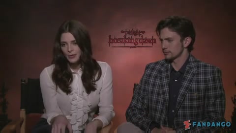 Ashley-Greene-dot-nl_BreakingDawnInterview-Fandango0016.jpg Ashley-Greene-dot-nl_BreakingDawnInterview-Fandango0016.jpg