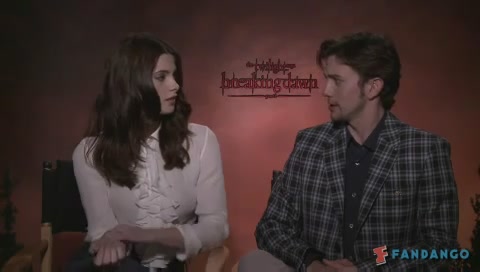 Ashley-Greene-dot-nl_BreakingDawnInterview-Fandango0032.jpg Ashley-Greene-dot-nl_BreakingDawnInterview-Fandango0032.jpg