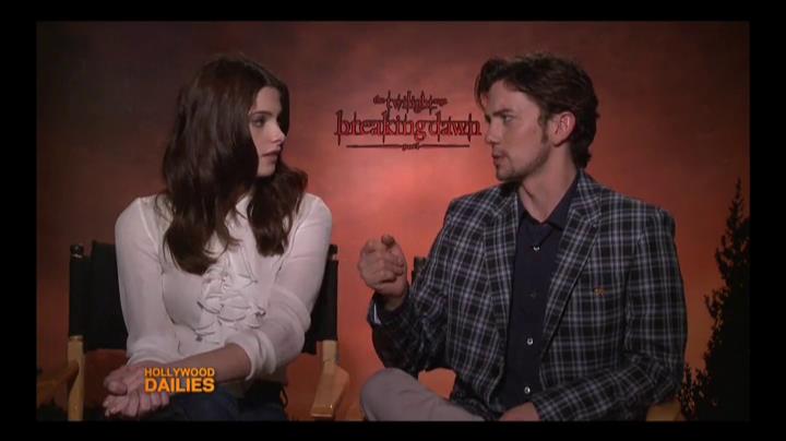 Ashley-Greene-dot-nl_BreakingDawnInterview-HollywoodDallies00061.jpg