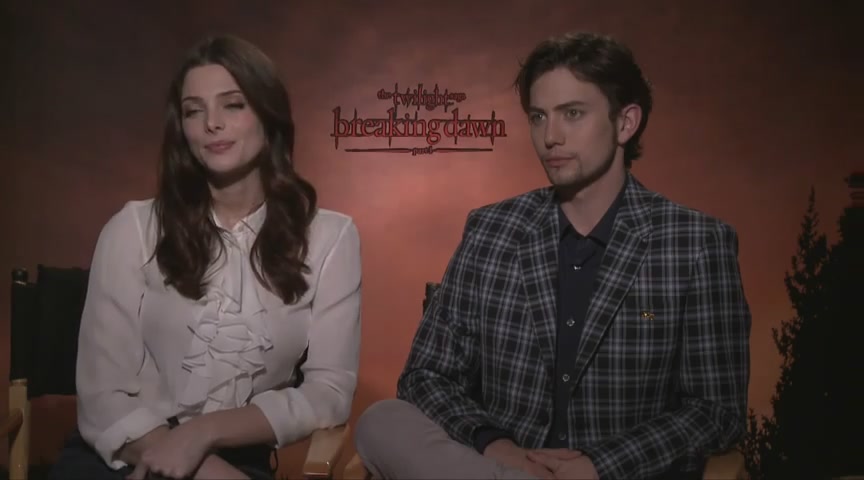 Ashley-Greene-dot-nl_BreakingDawnInterview-Hollywoodcom0000.jpg Ashley-Greene-dot-nl_BreakingDawnInterview-Hollywoodcom0000.jpg