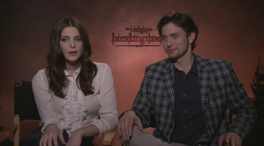 Ashley-Greene-dot-nl_BreakingDawnInterview-Hollywoodcom0091.jpg Ashley-Greene-dot-nl_BreakingDawnInterview-Hollywoodcom0091.jpg
