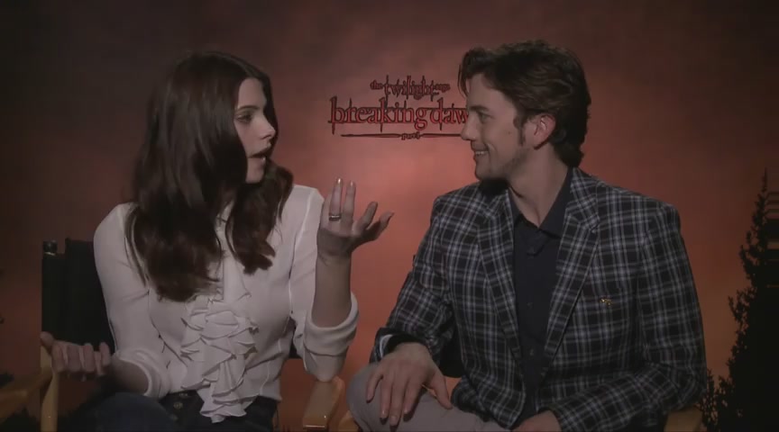 Ashley-Greene-dot-nl_BreakingDawnInterview-Hollywoodcom0137.jpg Ashley-Greene-dot-nl_BreakingDawnInterview-Hollywoodcom0137.jpg