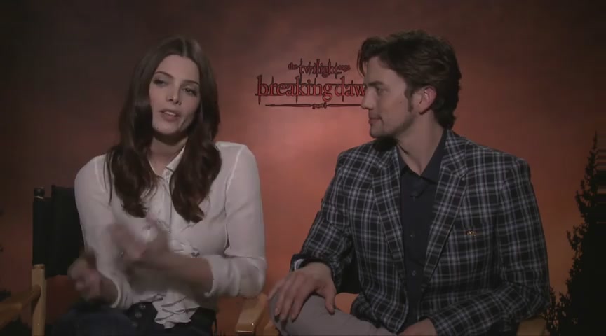 Ashley-Greene-dot-nl_BreakingDawnInterview-Hollywoodcom0139.jpg Ashley-Greene-dot-nl_BreakingDawnInterview-Hollywoodcom0139.jpg