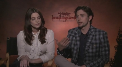 Ashley-Greene-dot-nl_BreakingDawnInterview-Hollywoodcom0077.jpg