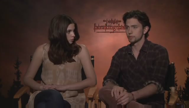 Ashley-Greene-dot-nl_BreakingDawnInterview-LoveFilm0040.jpg