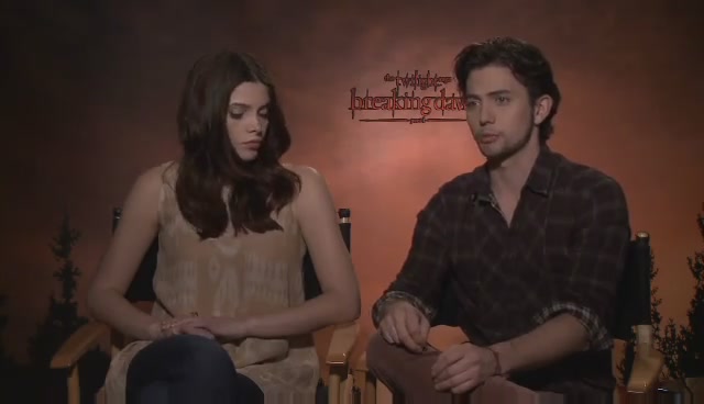 Ashley-Greene-dot-nl_BreakingDawnInterview-LoveFilm0044.jpg