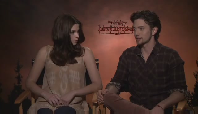 Ashley-Greene-dot-nl_BreakingDawnInterview-LoveFilm0068.jpg