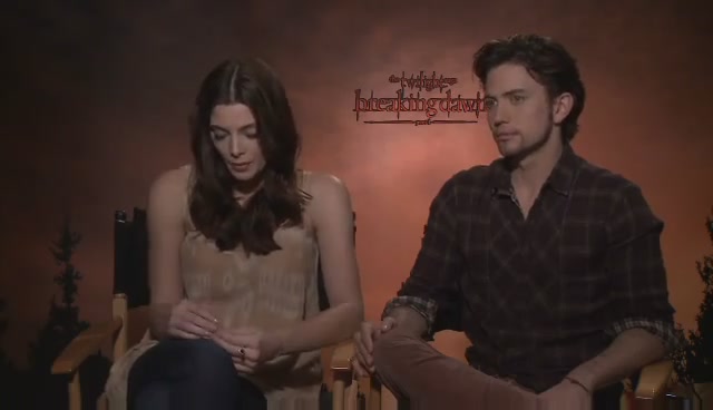 Ashley-Greene-dot-nl_BreakingDawnInterview-LoveFilm0108.jpg