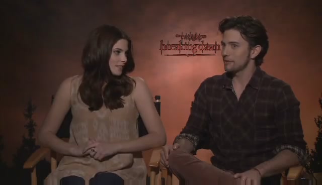 Ashley-Greene-dot-nl_BreakingDawnInterview-LoveFilm0111.jpg