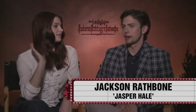 Ashley-Greene-dot-nl_BreakingDawnInterview-Moviefone1-0004.jpg