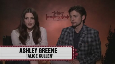 Ashley-Greene-dot-nl_BreakingDawnInterview-Moviefone2-0007.jpg