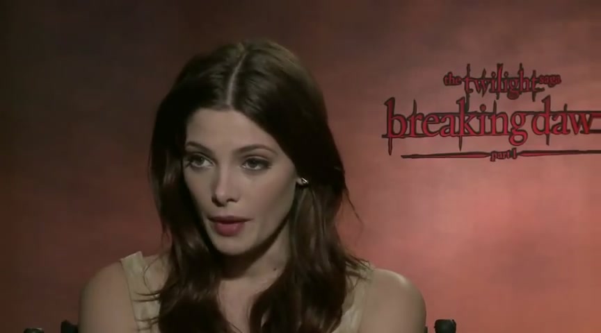 Ashley-Greene-dot-nl_BreakingDawnInterview-NovaFM0107.jpg Ashley-Greene-dot-nl_BreakingDawnInterview-NovaFM0107.jpg