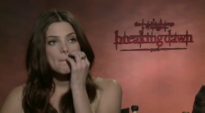 Ashley-Greene-dot-nl_BreakingDawnInterview-NovaFM0081.jpg