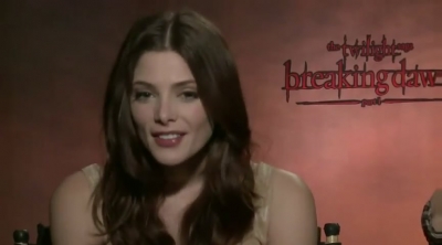 Ashley-Greene-dot-nl_BreakingDawnInterview-NovaFM0094.jpg