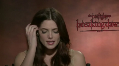 Ashley-Greene-dot-nl_BreakingDawnInterview-NovaFM0098.jpg