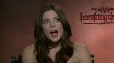 Ashley-Greene-dot-nl_BreakingDawnInterview-NovaFM0151.jpg